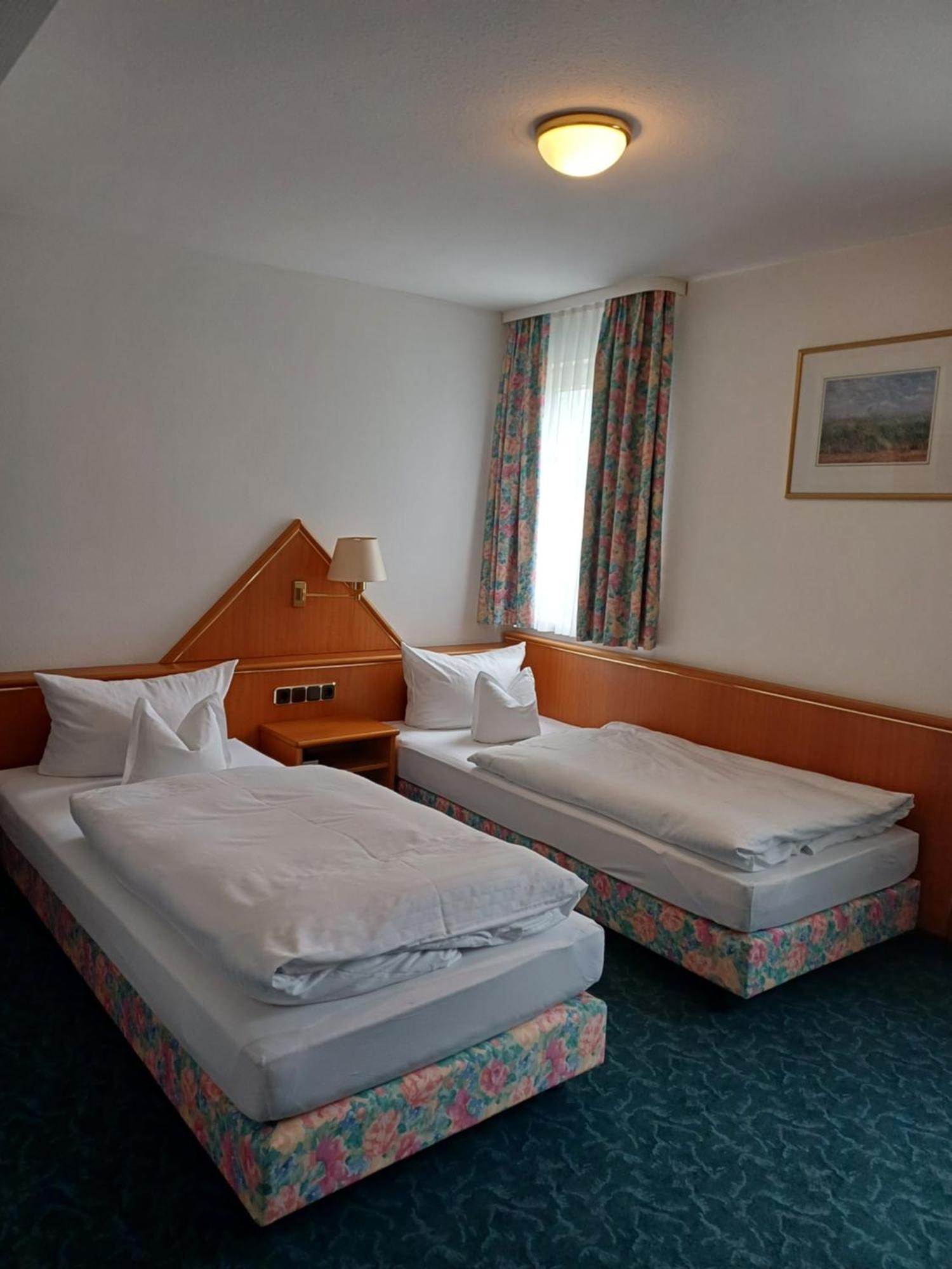 Hotel Garni Eschenbach Hildburghausen Eksteriør bilde